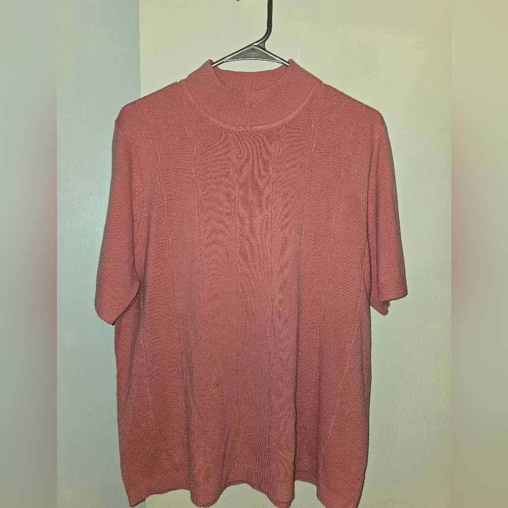 Vintage Women's Pink Sweater